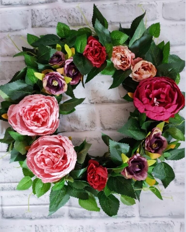 How to make a floral wreath step by step