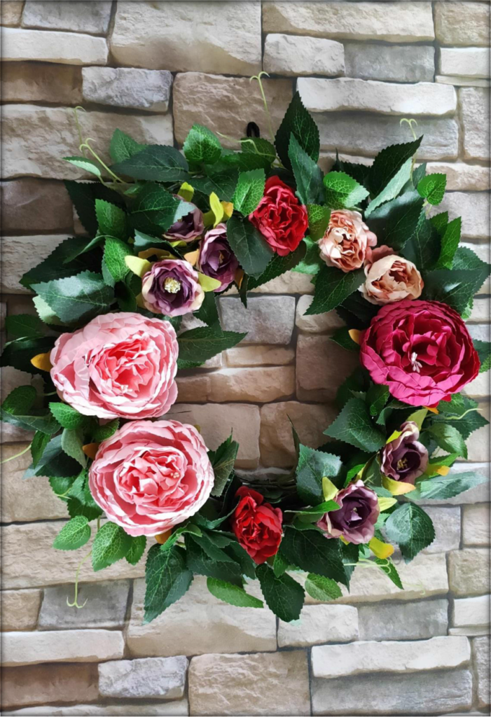 How to make an artificial flower wreath step by step