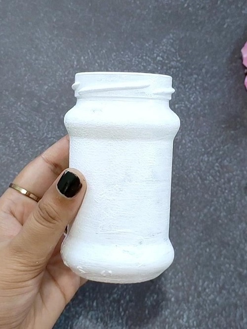 now my glass jar is completely white exactly how I wanted it 